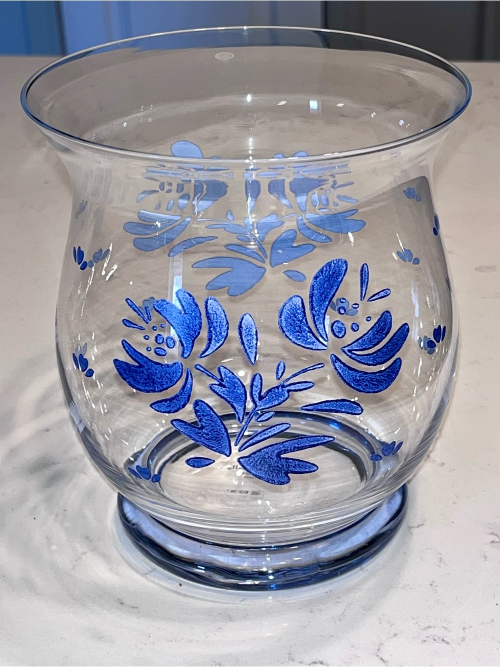 vintage Pfaltzgraff Yorktowne clear glass boutique vase